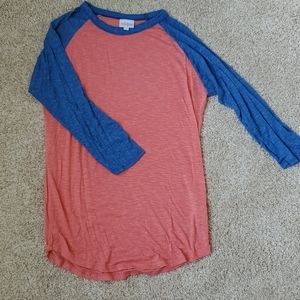 Lightweight baseball tee